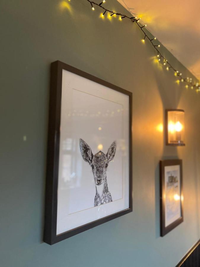 The Windmill Inn Horsham Esterno foto