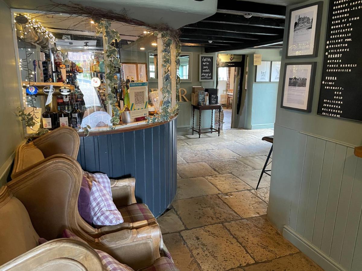 The Windmill Inn Horsham Esterno foto